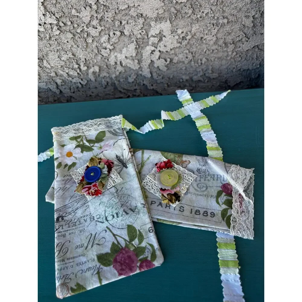 Handmade Paris Themed Gift Bag Set: Gift Wrapping Supplies